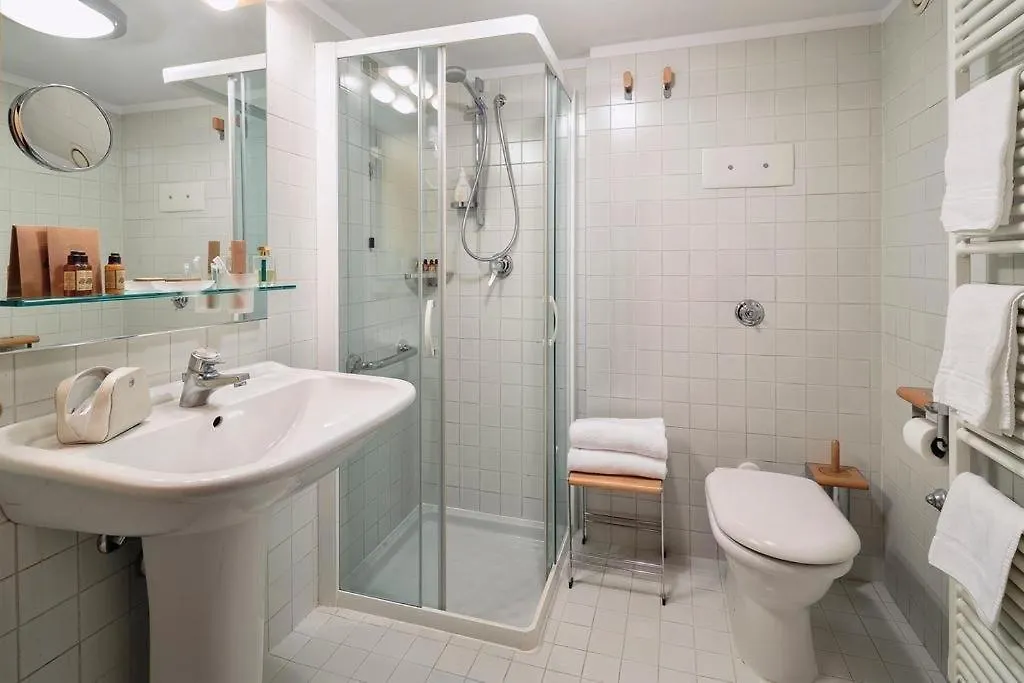 Hotel Cristallino D'Ampezzo 4*, Cortina d'Ampezzo