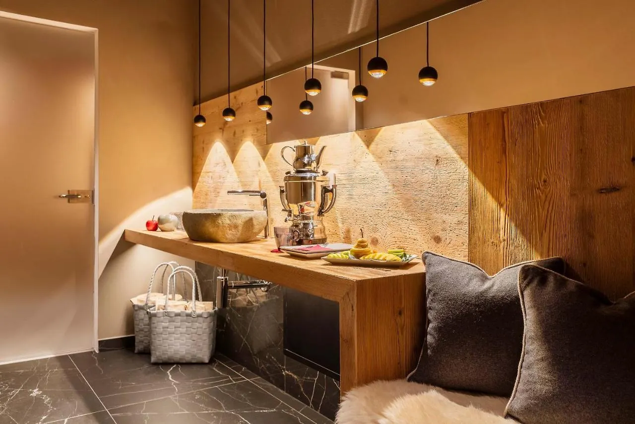 קורטינה ד'אמפזו Hotel Cristallino D'Ampezzo