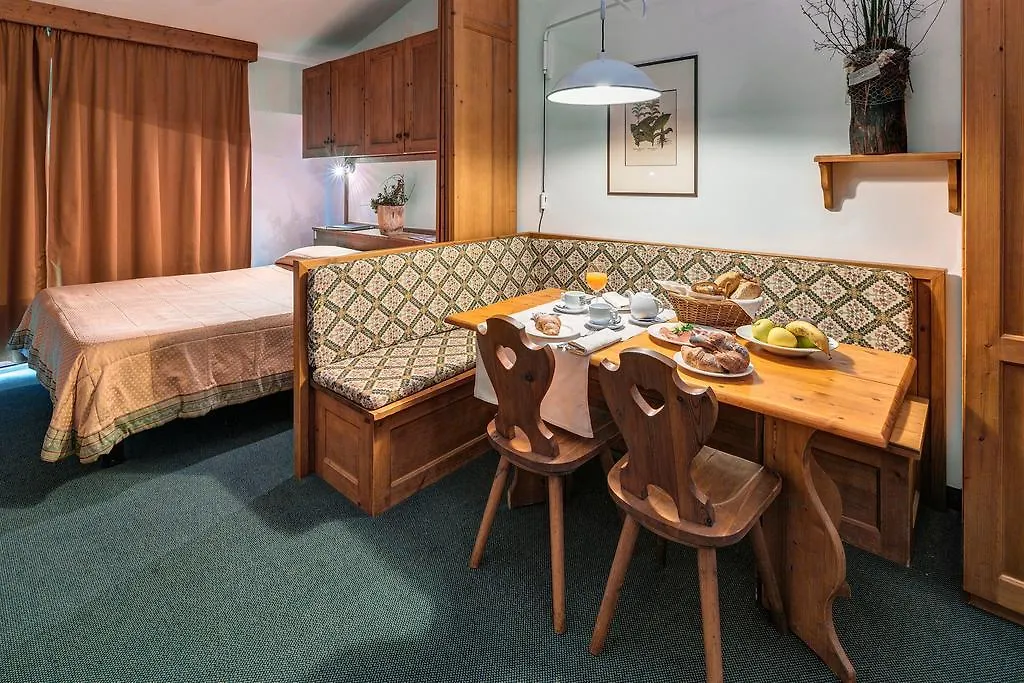 קורטינה ד'אמפזו Hotel Cristallino D'Ampezzo איטליה