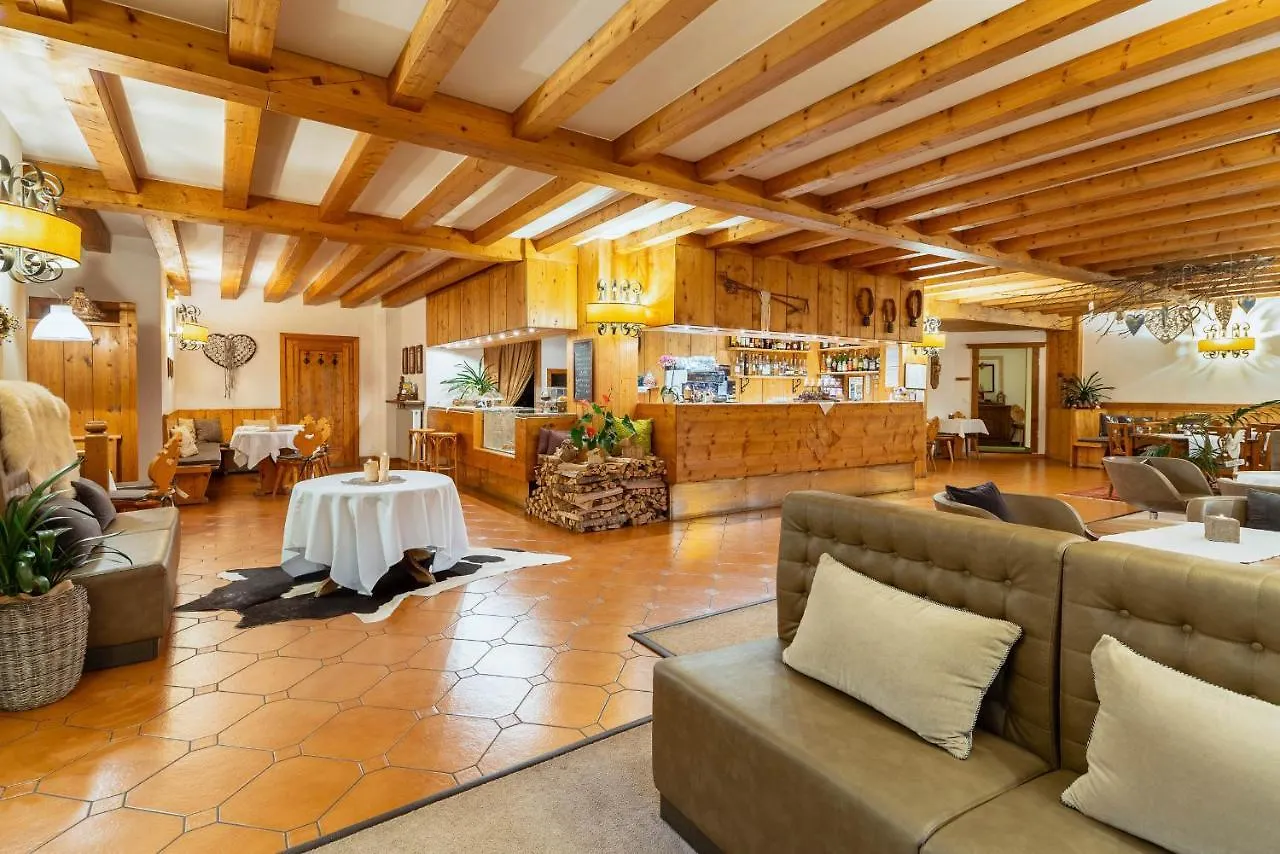 קורטינה ד'אמפזו Hotel Cristallino D'Ampezzo